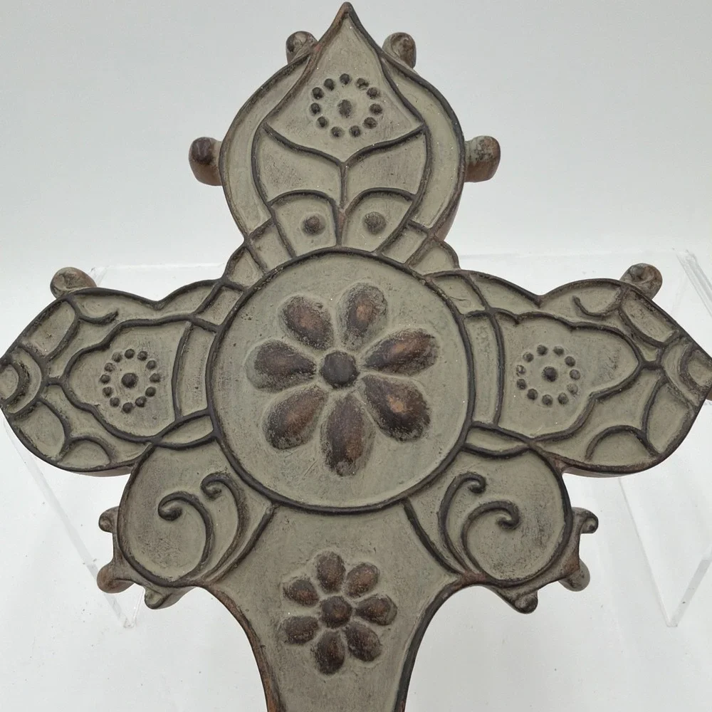 Decorative Cross Wall Hanger,‎ composite, 13 1/2 X 8 1/2